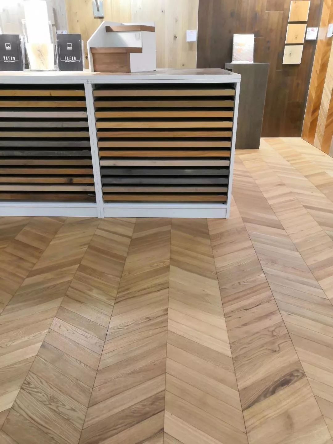 高定三层实木地板,圣象三层实木mg7110地板报价