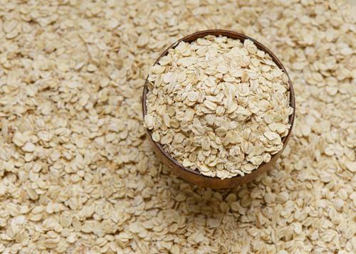 需要煮的燕麦片怎么吃,干吃泡牛奶麦片