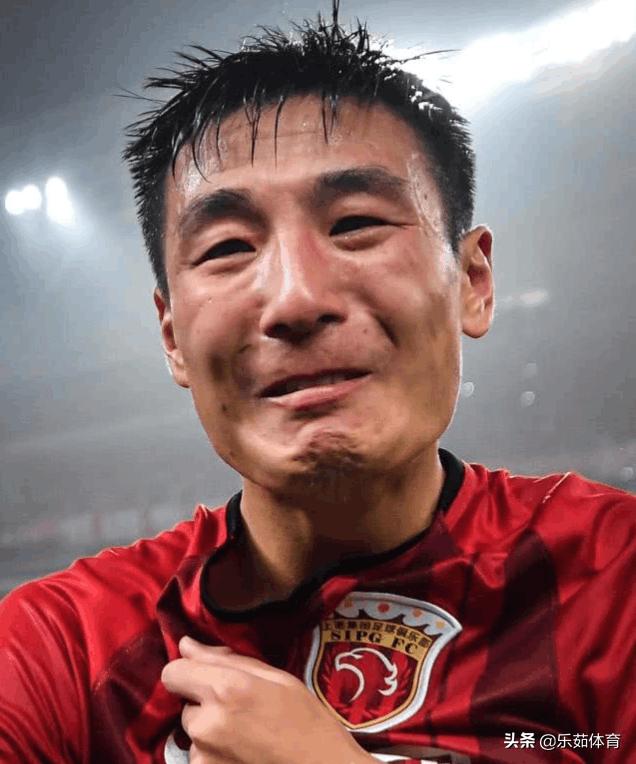 武磊太太叫什么,武磊和队友太太