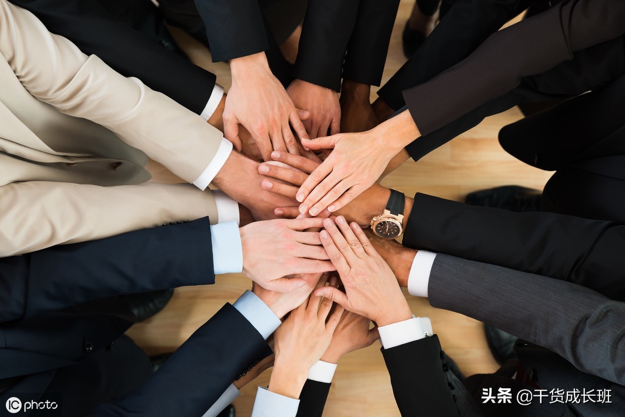 一个完美的团队是靠什么凝聚而成,这样的团队是如何炼成的