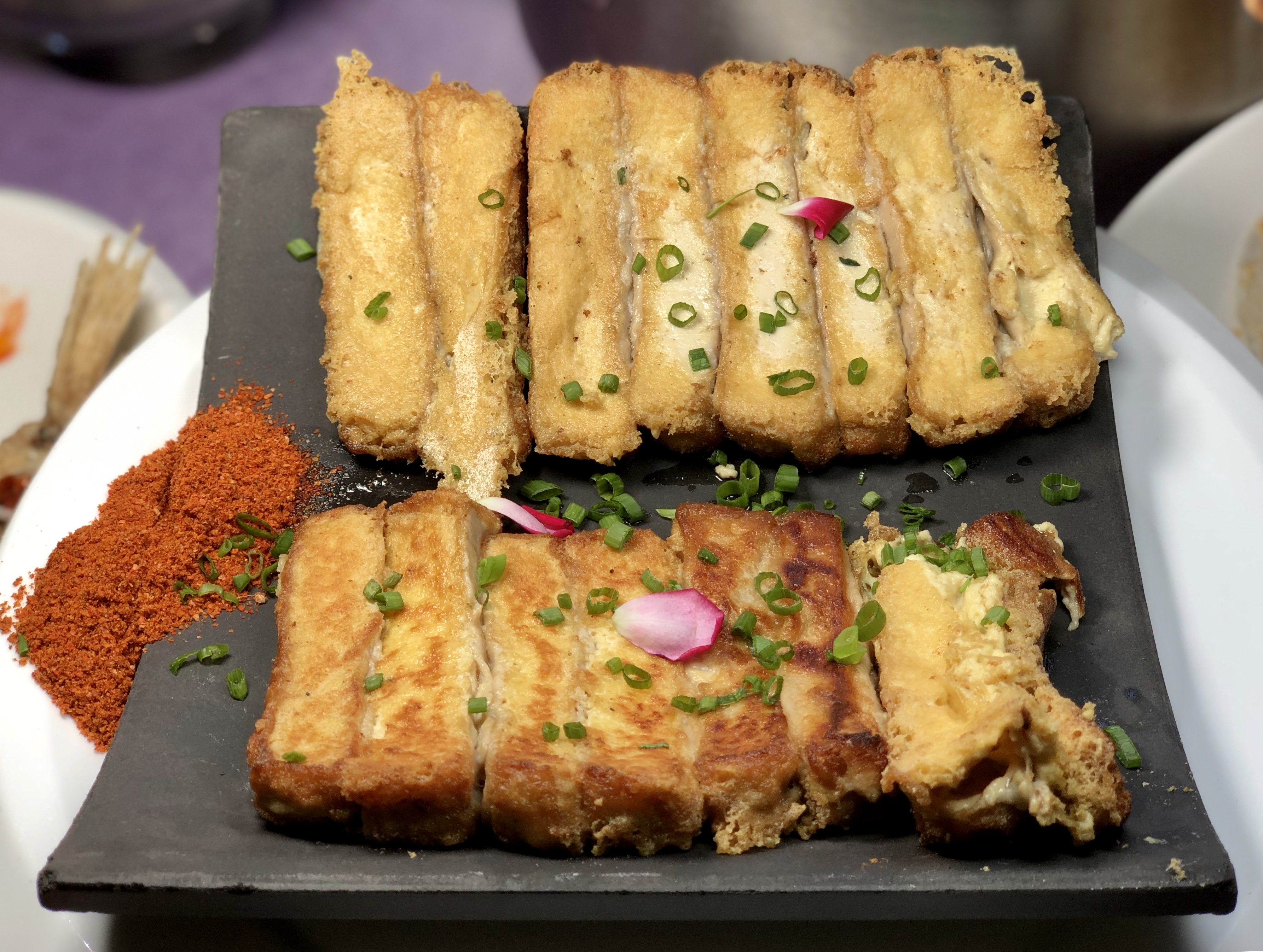 寻访昆明呈贡斗南花市旁七步场豆腐文化村