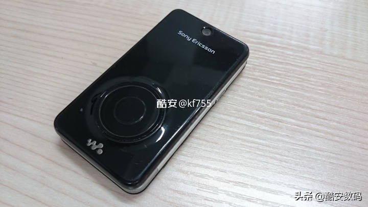 索尼爱立信walkman翻盖,walkman索尼手机