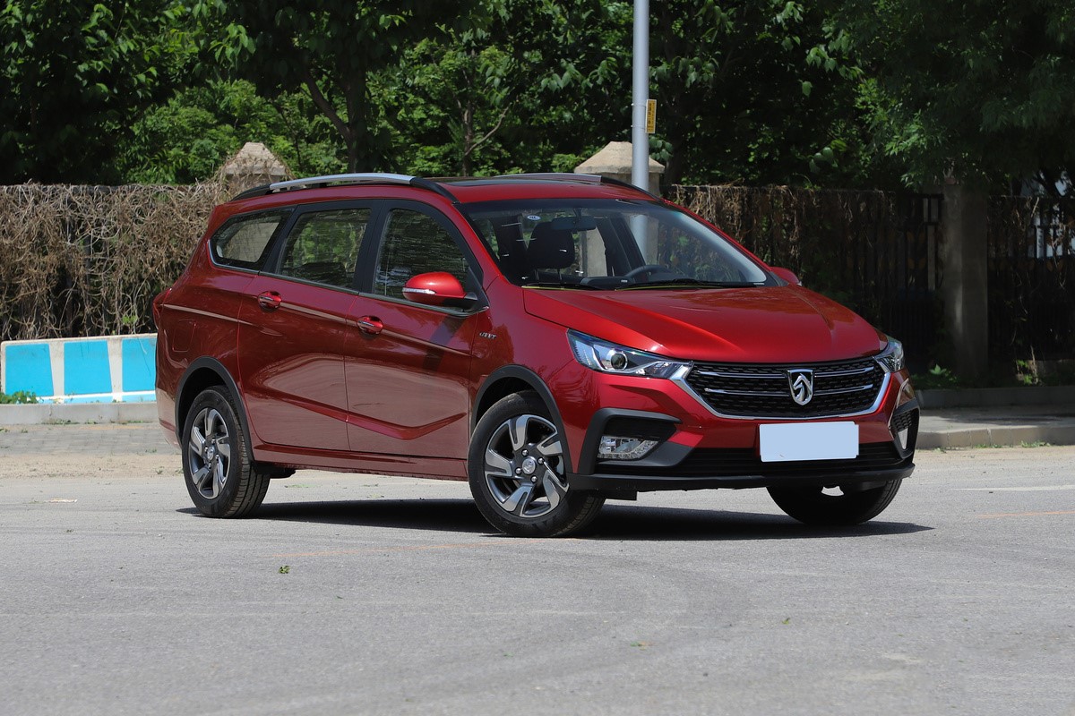 有哪些经济实惠的旅行车推荐,最便宜的旅行车七座