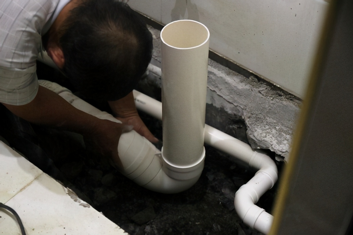 厕所改造增加一个蹲坑,厕所改装蹲厕多少钱