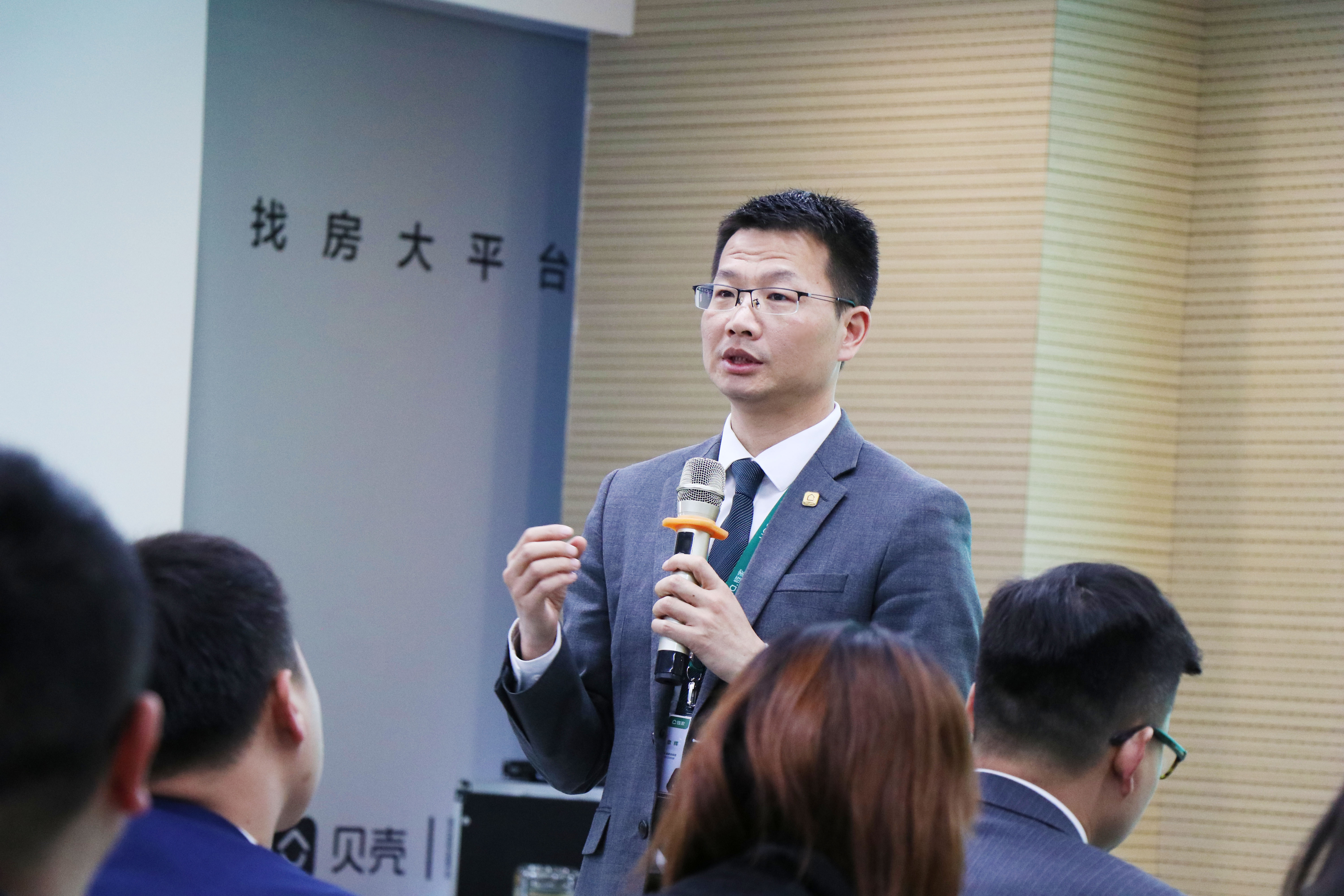 武汉义工团队视频,蒲公英志愿者协会成立