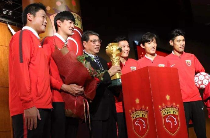 武磊启蒙恩师,武磊范志毅中国足球