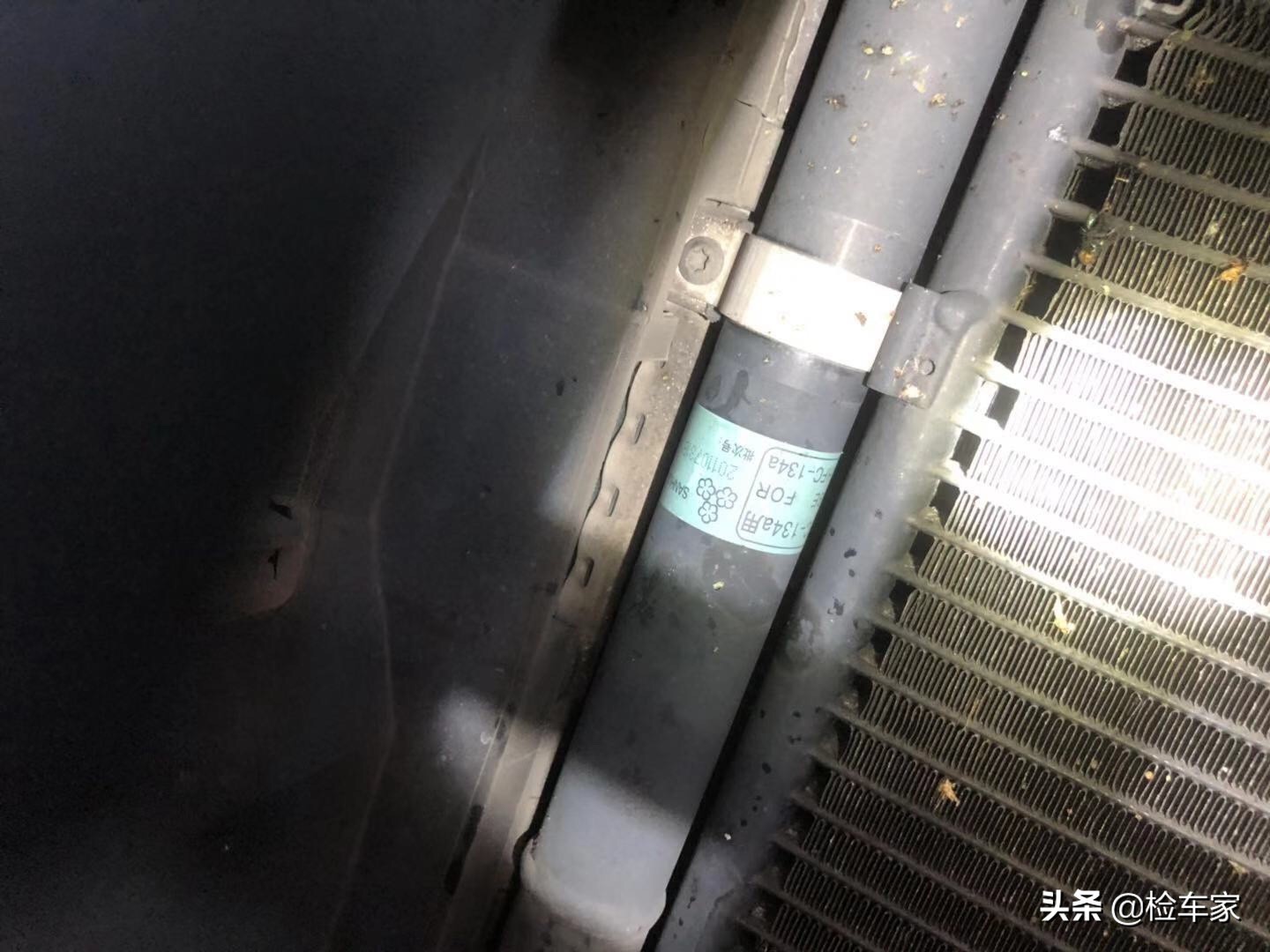 奥迪q514款十四万公里值得买吗,7年奥迪q5二手车多少钱