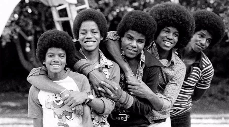 迈克尔杰克逊月球漫步视频完整版,迈克尔杰克逊月球漫步完整视频