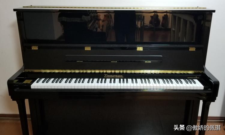 想给孩子买一架家用钢琴，什么品牌比较好？