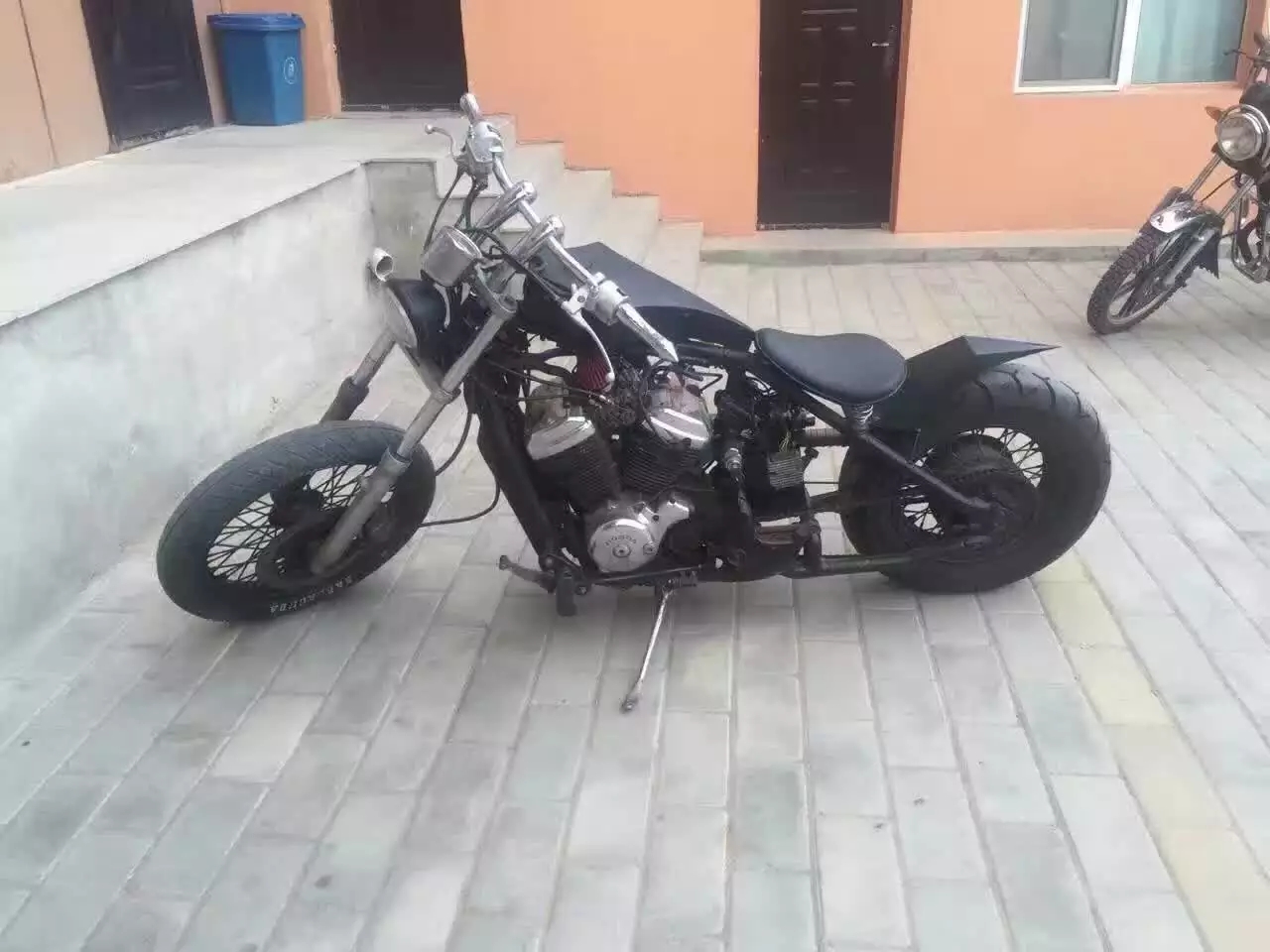 哈雷铁马400摩托车,铁马400改装案例