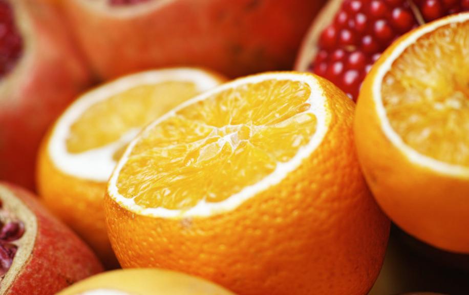 水果店利润大还是烧烤店利润大,开水果店和摆摊卖水果哪个挣钱