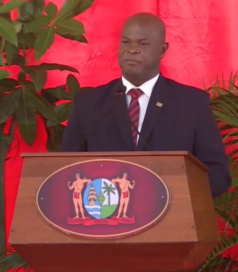 生50个娃，抢银行贩毒，当副总统，这个苏里南男人的经历像开挂了