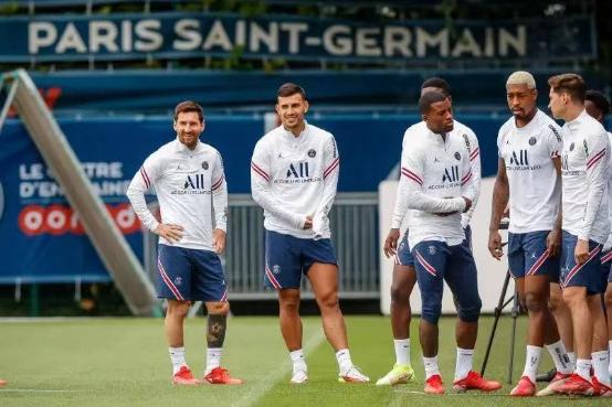 巴黎圣日耳曼全明星阵容,巴黎全明星赛omg