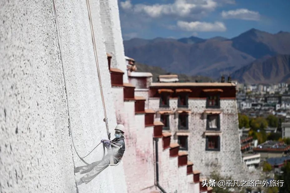 布达拉宫的墙是用牛奶蜂蜜涂的吗,布达拉宫牛奶蜂蜜墙