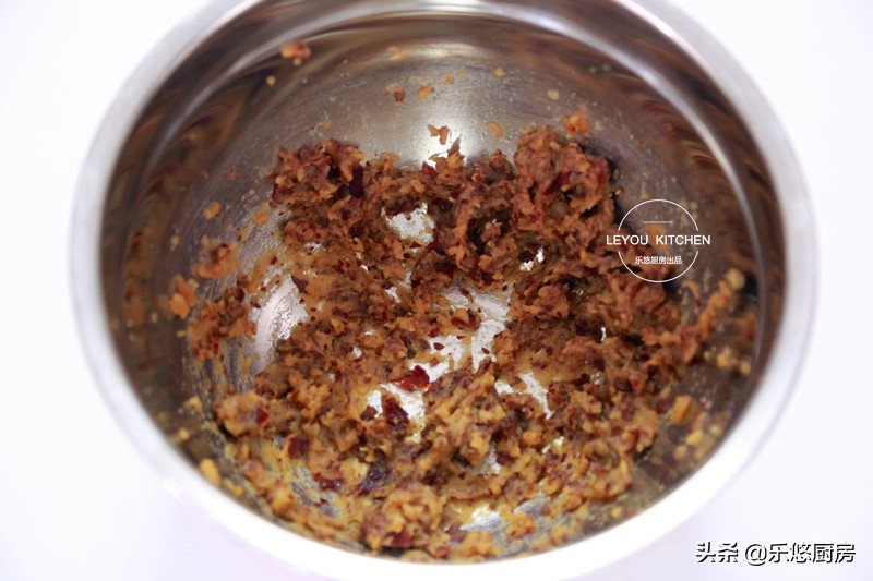 用电饭锅做枣糕如何不回缩,电饭锅做枣糕需要多长时间能熟