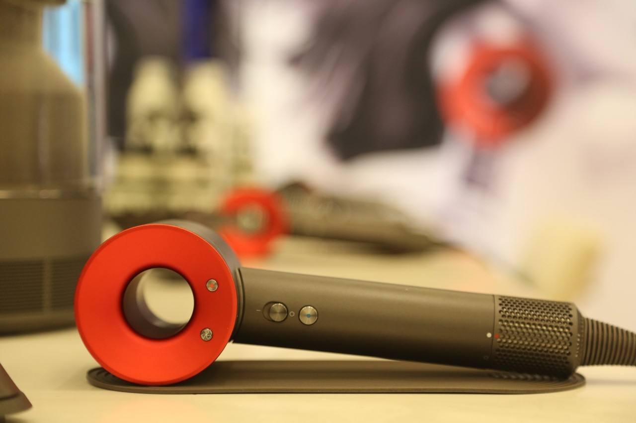 戴森吹风机真的这么牛吗,戴森吹风机一千多是正品吗