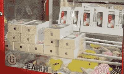 和女朋友吵架了冷战怎么解决,跟女朋友吵架了冷战怎么办