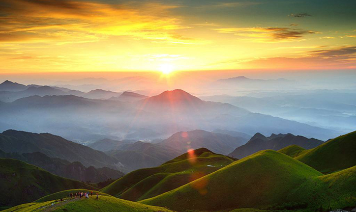 这个户外圣地，火到不需要打广告