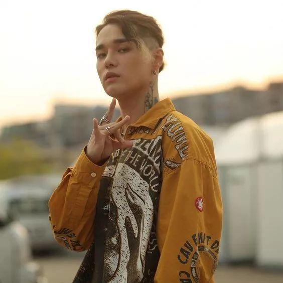 亚逼什么意思,亚逼是什么意思