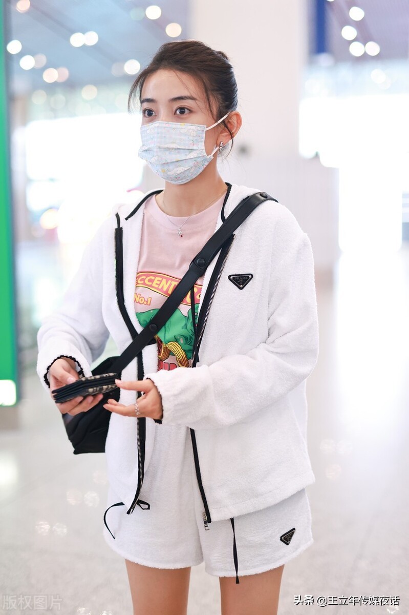 梁洁旋风十一人海边,梁洁你是我的命中注定