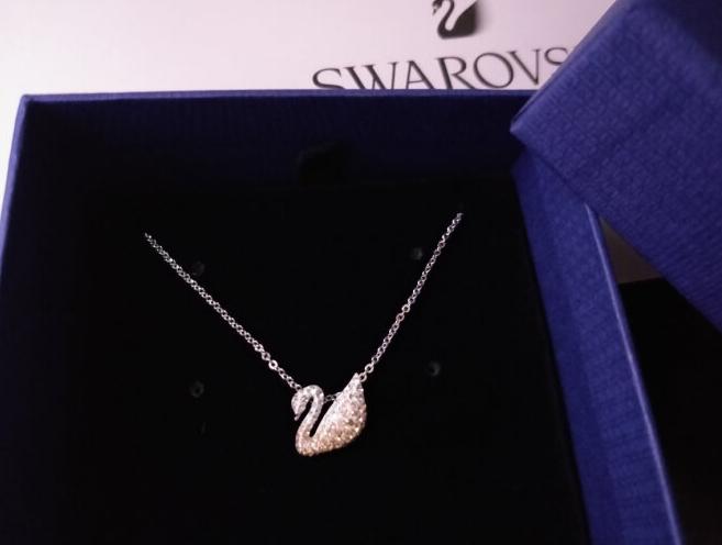 施华洛世奇渐变小天鹅项链,施华洛世奇小天鹅好评