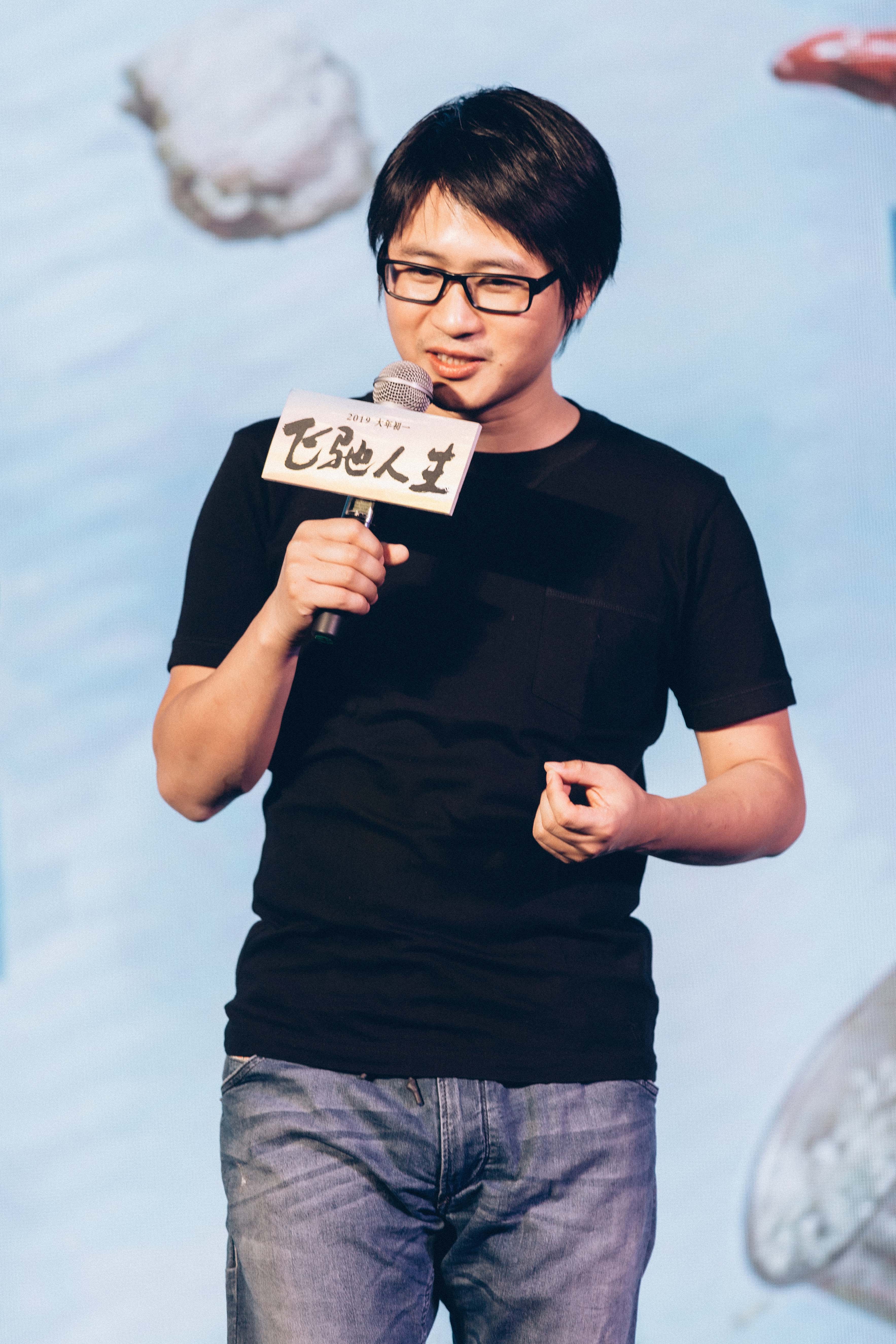 凭什么她们几个能与《飞驰人生》团队面对面交流？