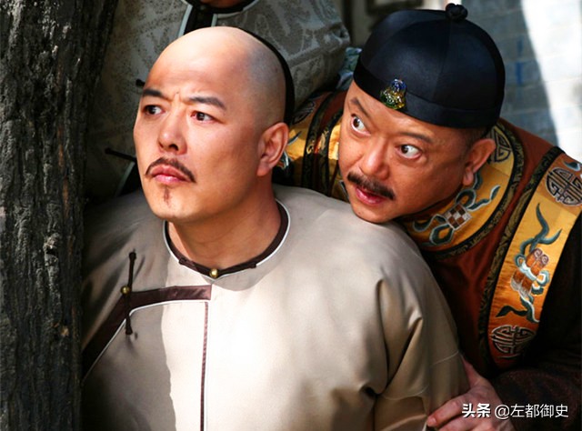 正红旗旗主当着乾隆的面教训和珅,和珅真的怕旗主吗