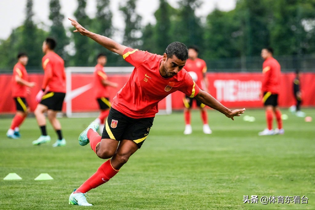 全国瞩目！19个月后再战关岛，李铁率队火力全开，CCTV5全程直播