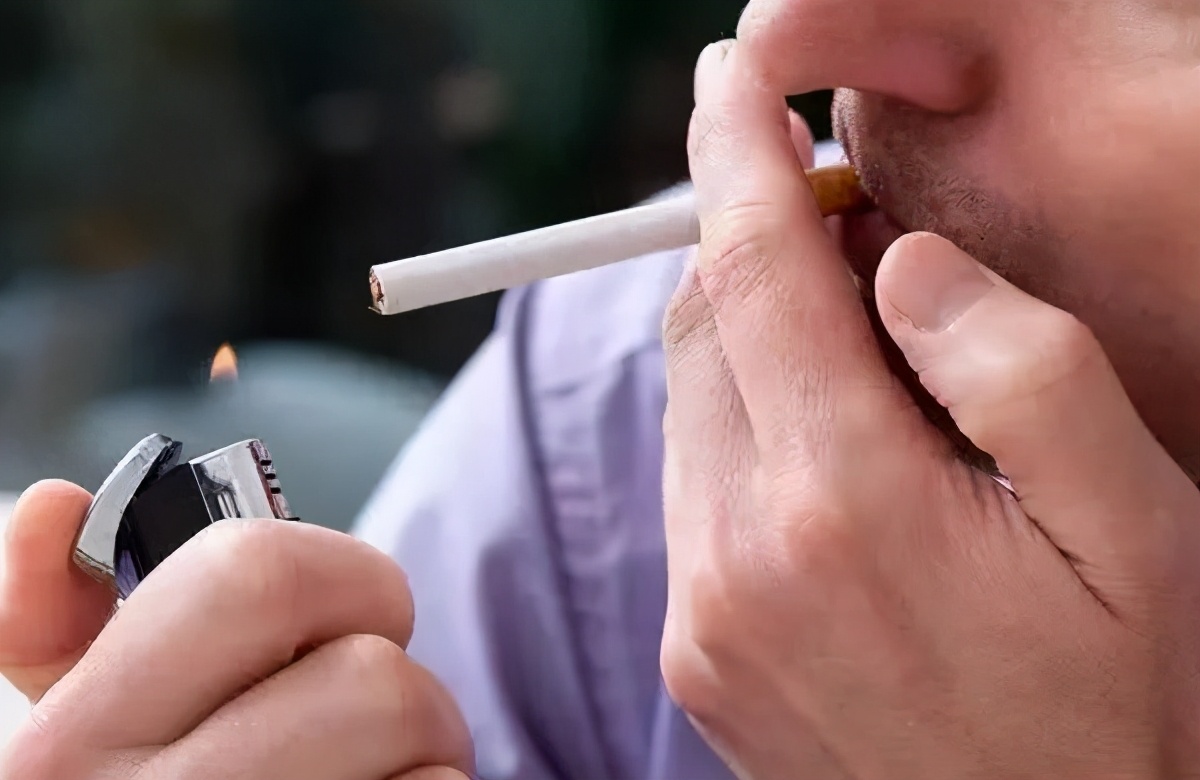 日本买中国烟多少钱,日本卖中华多少钱一包