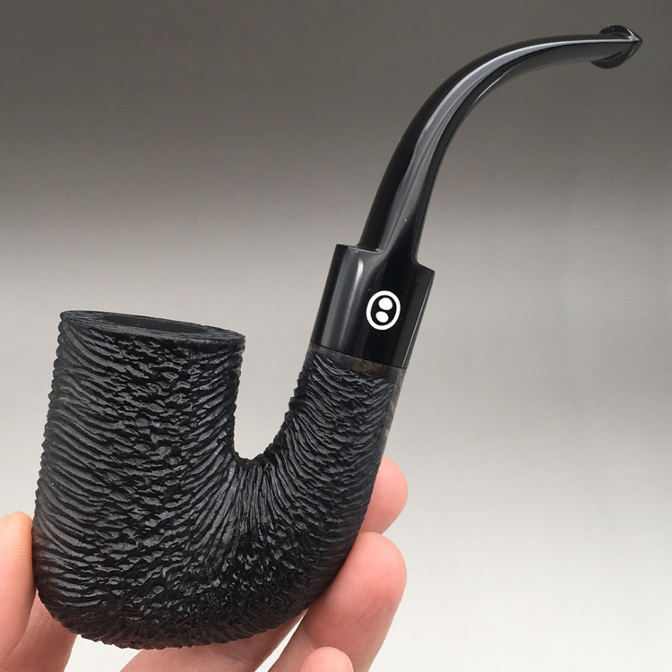 什么样的草适合什么样的烟斗 (调味草适合哪种烟斗斗型)