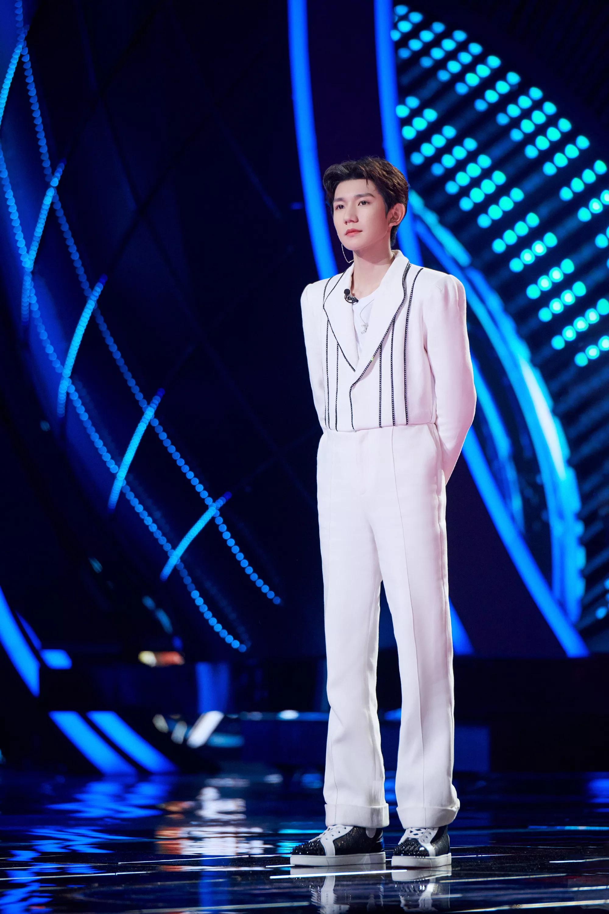 少年偶像的光芒王源完整版,你是唯一光芒王源完整版