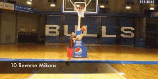 低手上篮动作技巧及注意事项,篮球空接上篮教学怎么练