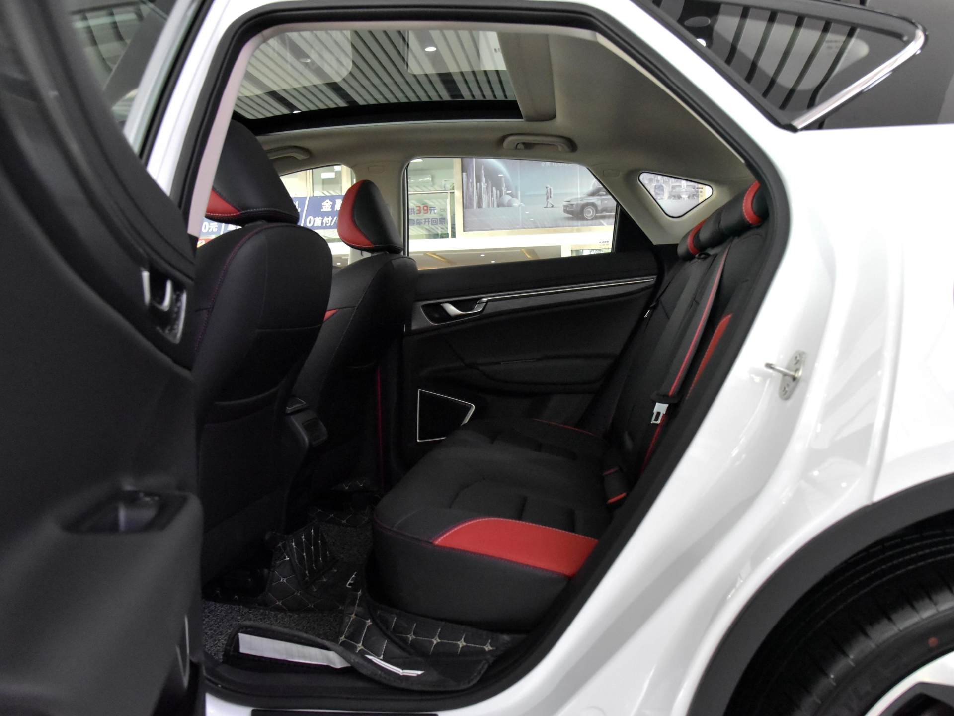 比suv空间小比轿车大,比合资便宜的suv车型