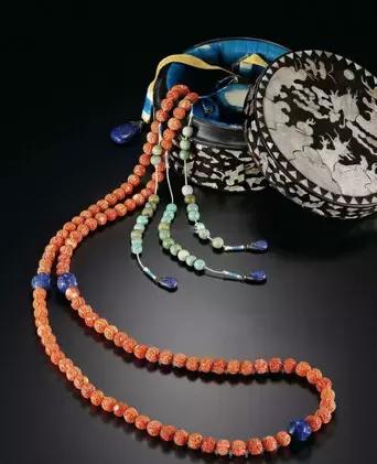 清朝最美手串图片 (清朝王族的奢侈手串真心美到极致)