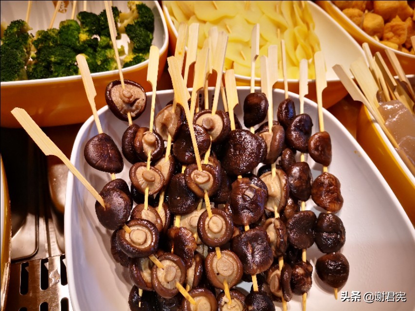 麻辣小龙虾串串香,小龙虾串串香