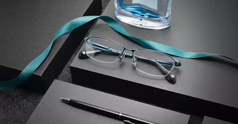 飞机上的代购*党**为什么少了，看完我沉默了......