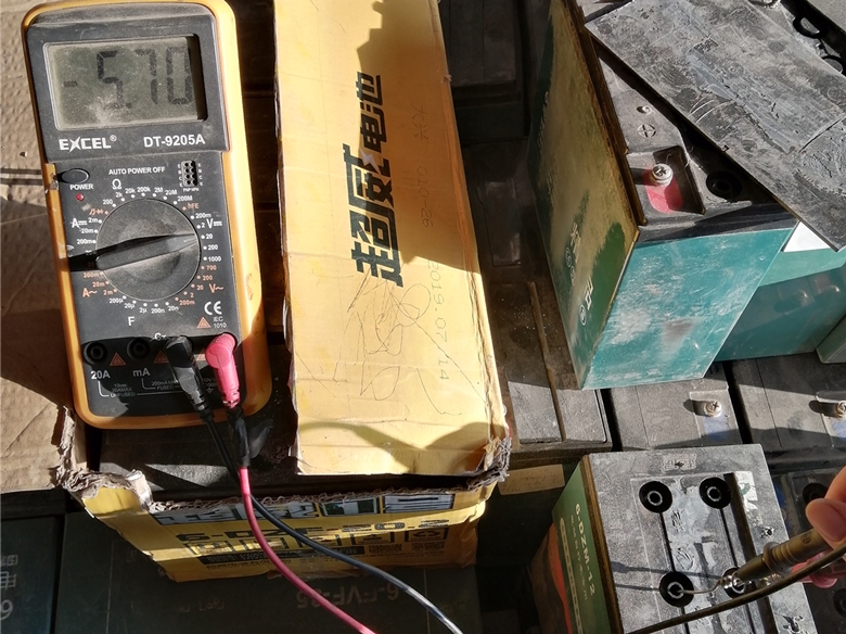 电瓶修复电压能修上去吗,修复电瓶要反复充电放电吗