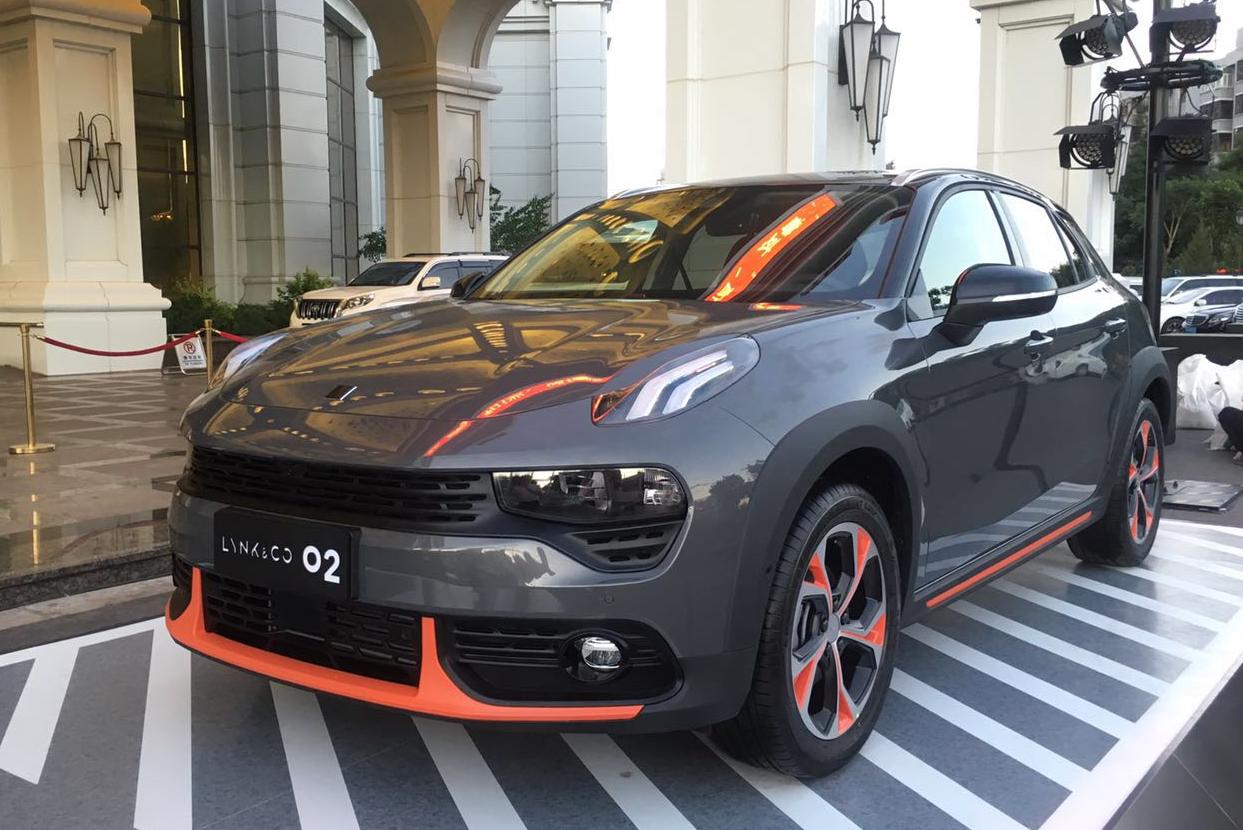 15以内的日系suv和轿车该怎么选,花15万买suv还是这4款实用