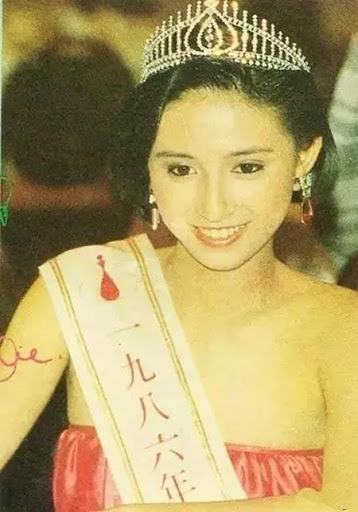 港姐吴婉芳好年轻,冻龄港姐吴婉芳的传奇人生