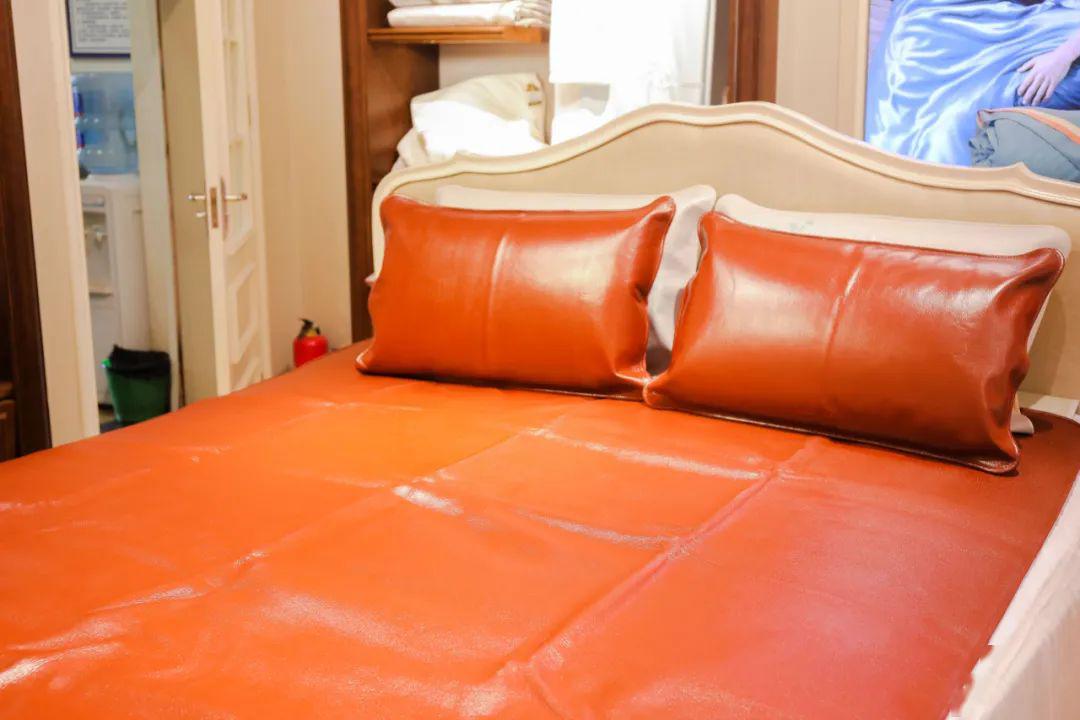 不看血亏！5.9折的克拉钻、买正装送正装的YSL，成都就这儿有