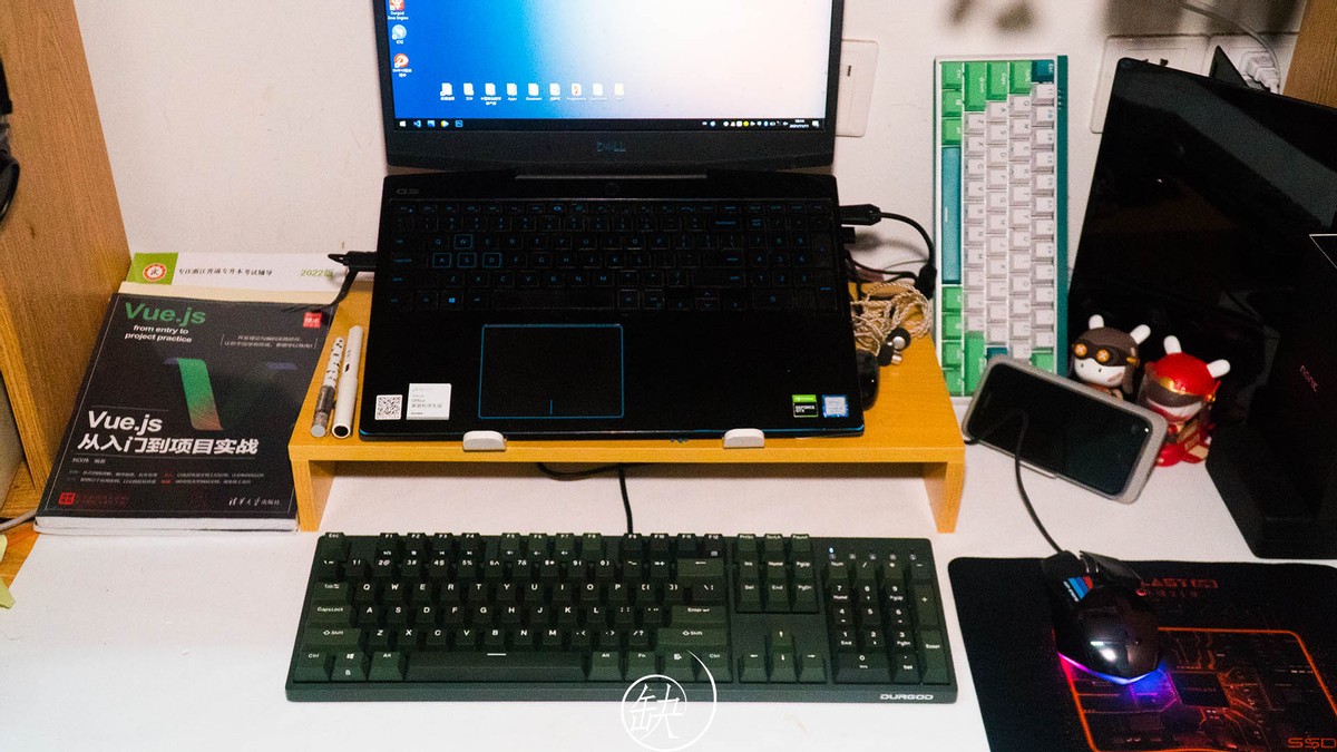 杜伽k310v2白光限定版机械键盘,杜伽k330键盘青轴怎么样