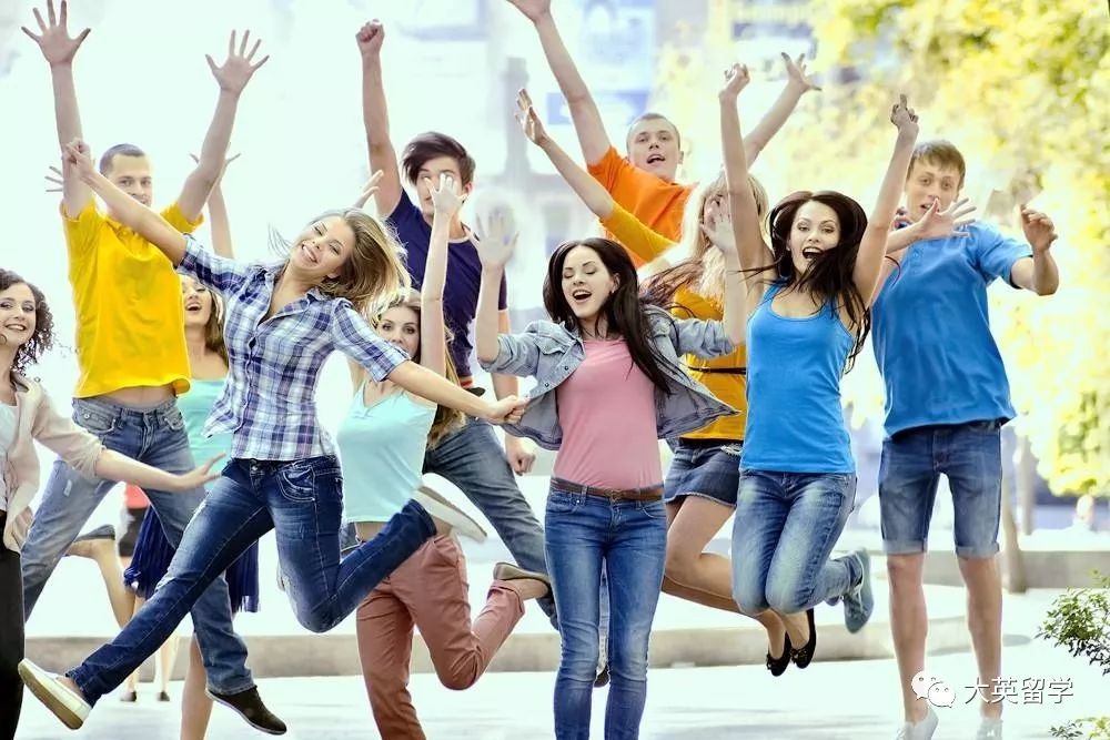 英国大学ib成绩要求,申请英国大学雅思小项差了0.5