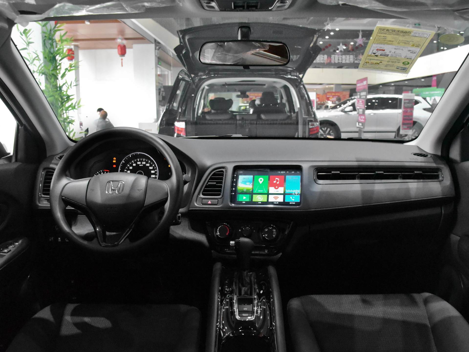 同级suv轿车油耗,同级空间最大小型suv