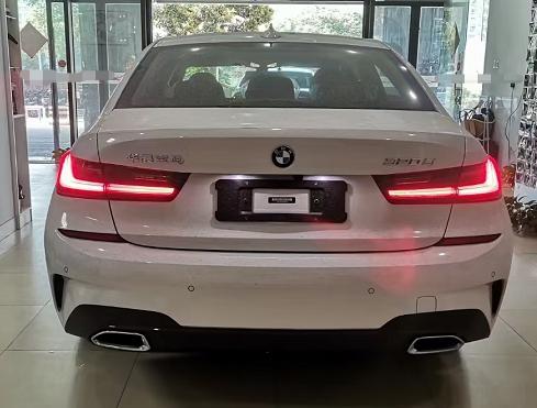 沉浸式体验宝马320li2013款,体验宝马320i老款黑色