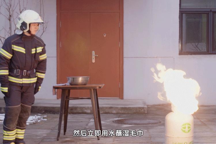液化气热水器打不起火的维修方法,液化气着火正确处理方法