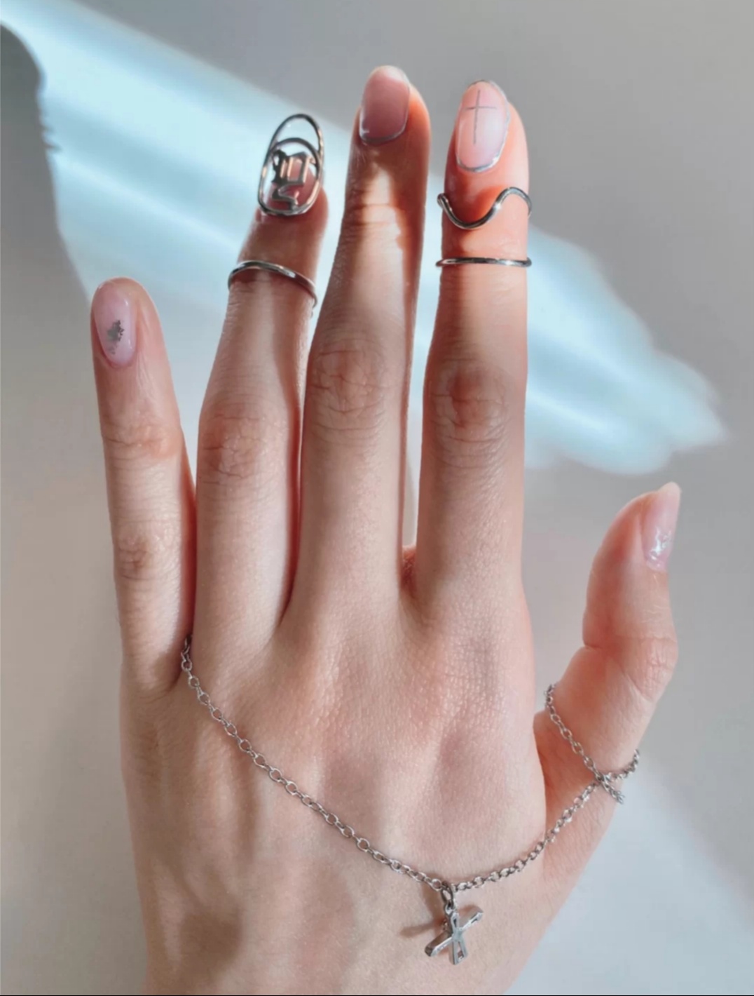 blackpink智秀唇钉,blackpink有哪些发型不能模仿