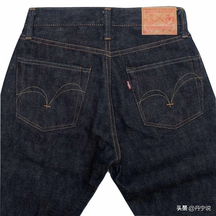 传统直筒裤型太肥了吗?日本武士品牌推出宽松锥形牛仔裤