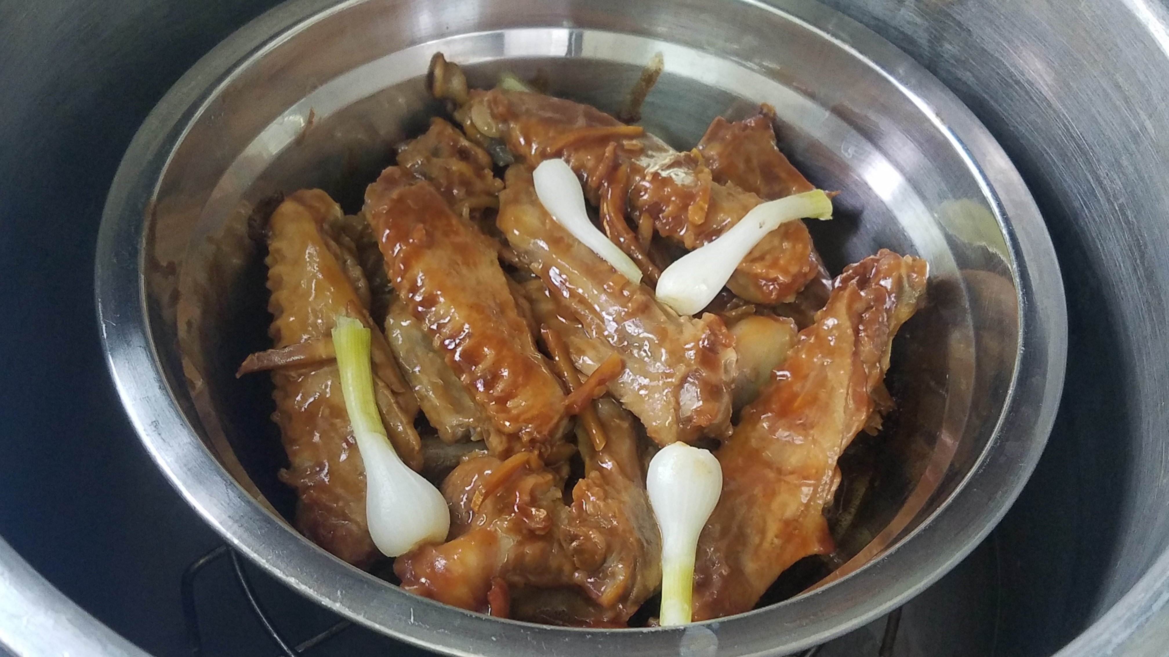 鸭翅中怎么做软烂入味,怎么把鸭翅鸭脚软烂入味