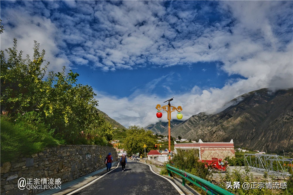 夜色成都串串爽，魅力小金苹果香#国庆中秋趣哪玩#