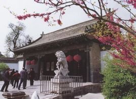 77代孔子后代为什么迁出孔府,孔子74代传人带你走进孔府